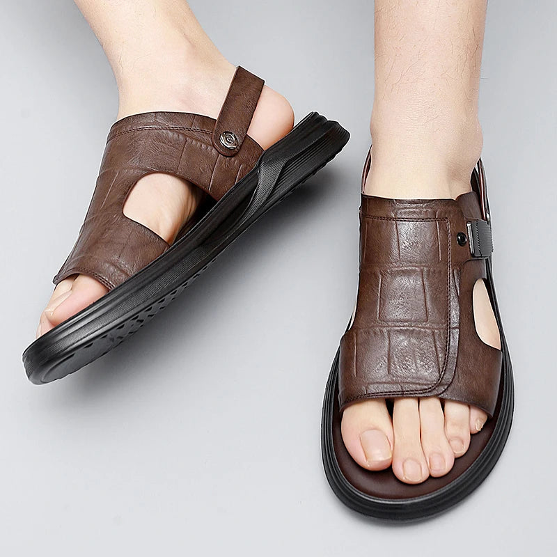 2023 New Vintage British Men Sandals Summer Beach Slipper Flats Soft Breathable Outdoor Sandals Leather Shoes Flip Flops Shoes