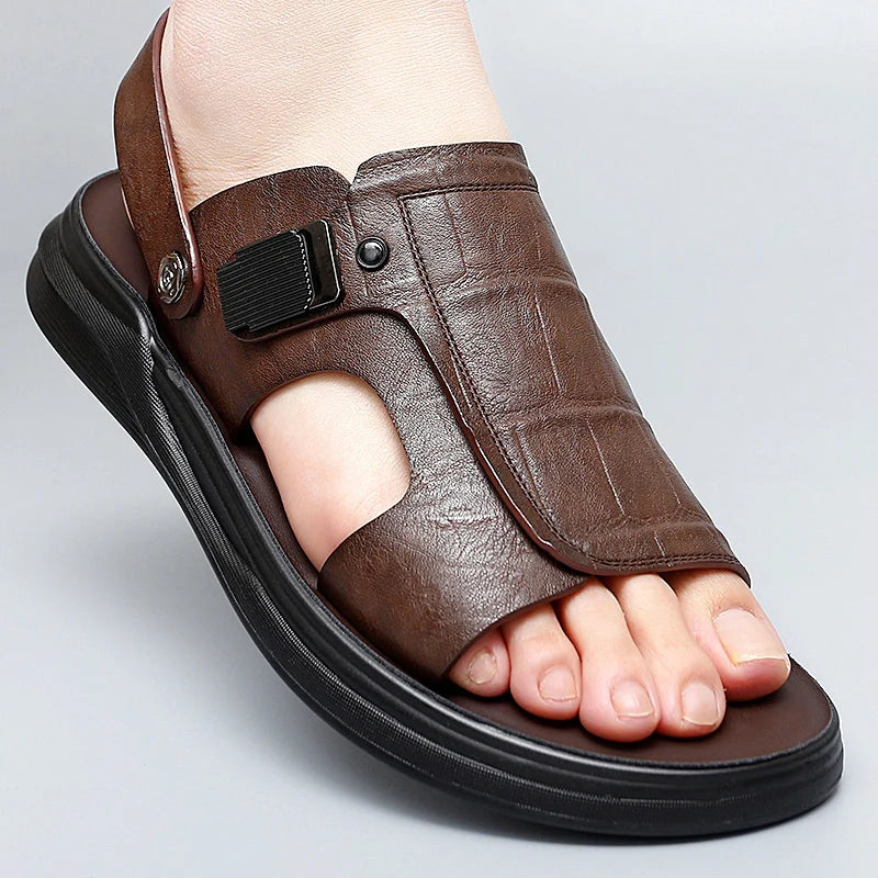 2023 New Vintage British Men Sandals Summer Beach Slipper Flats Soft Breathable Outdoor Sandals Leather Shoes Flip Flops Shoes