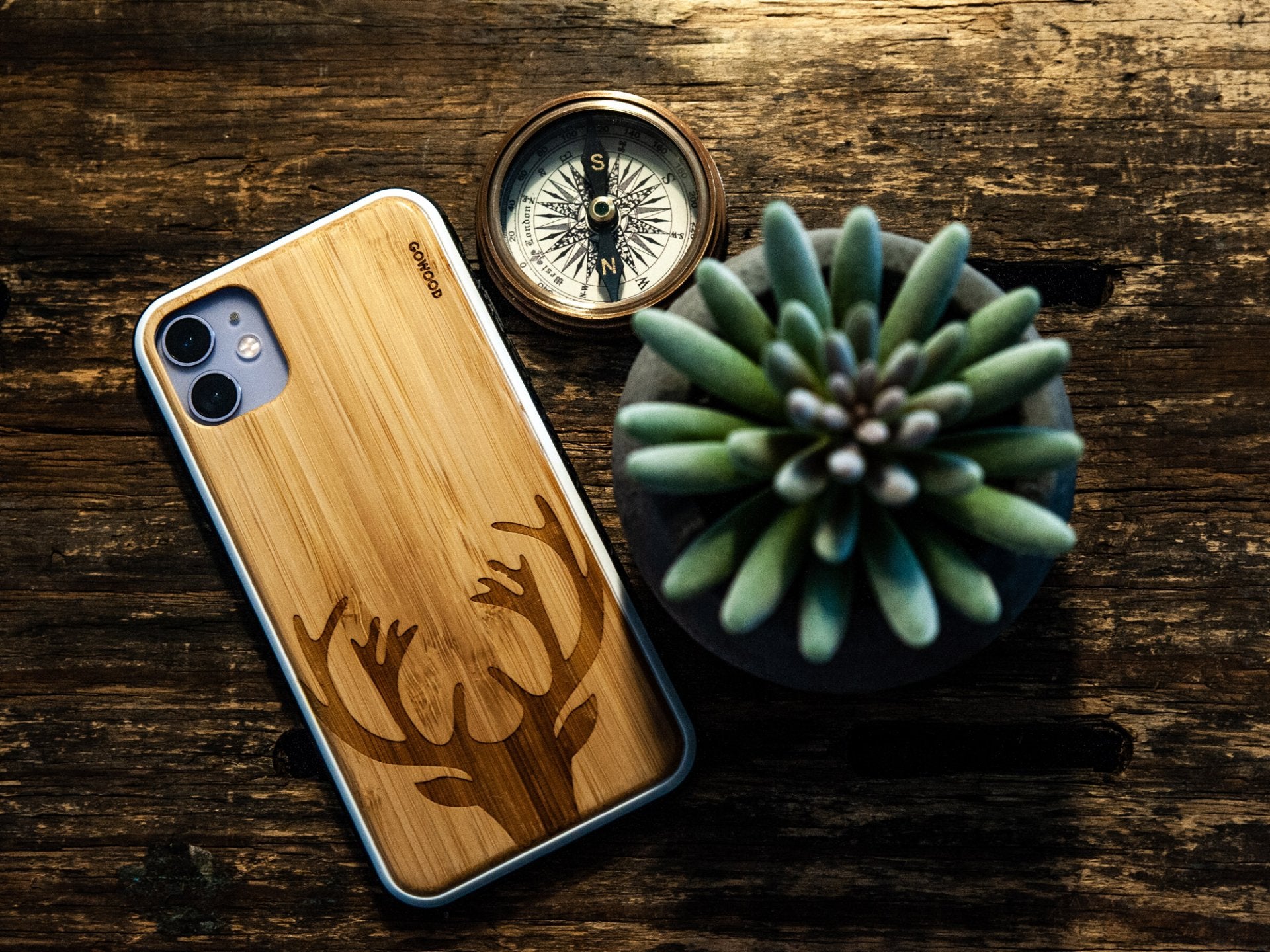 iPhone 11 Pro Wood Case Deer Engraved Bamboo Backside with TPU Bumper - SAKLIC